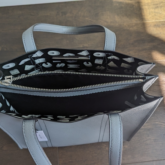 Marc Jacobs Repeat Leather Tote Bag - Picture 8 of 10